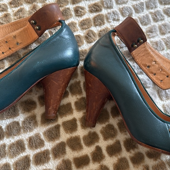 Unique “Quilted” Leather Vintage Heels Ankle Strap
